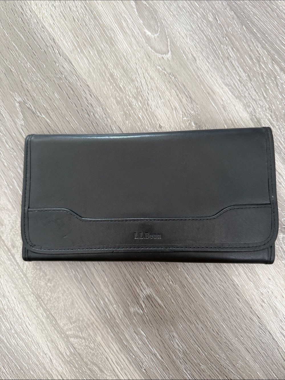 L.L. Bean Black Leather Passport Ticket Holder Clutch Snap Wallet